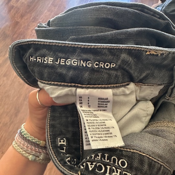 Women’s American Eagle black distressed skinny jeans size 8 - Picture 5 of 5